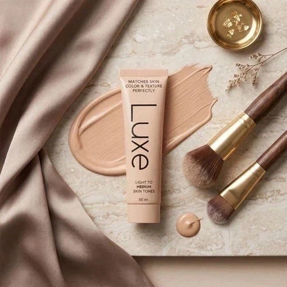 Luxe Color-Adapting Foundation – Light & Brown Shades, Lightweight Natural Finish
